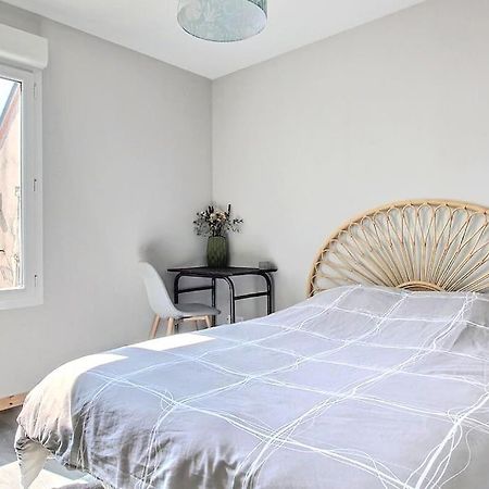 Appartement T2 Independant Au Coeur De La Ville Bourges Luaran gambar